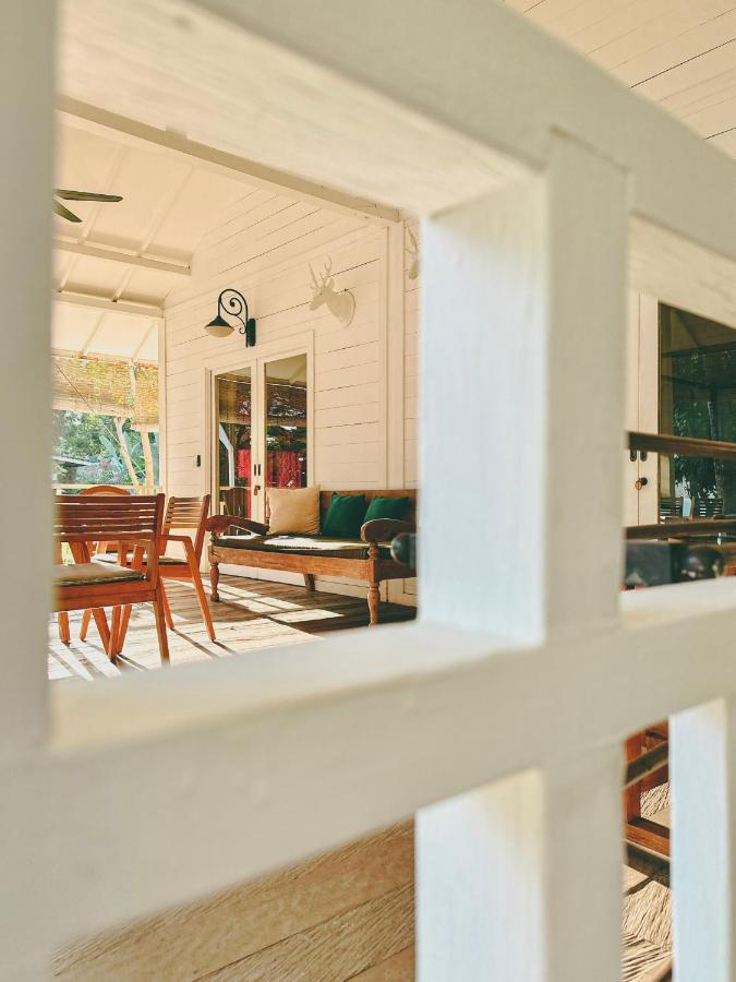 Vayam Boutique Resort Gili Asahan Extérieur photo