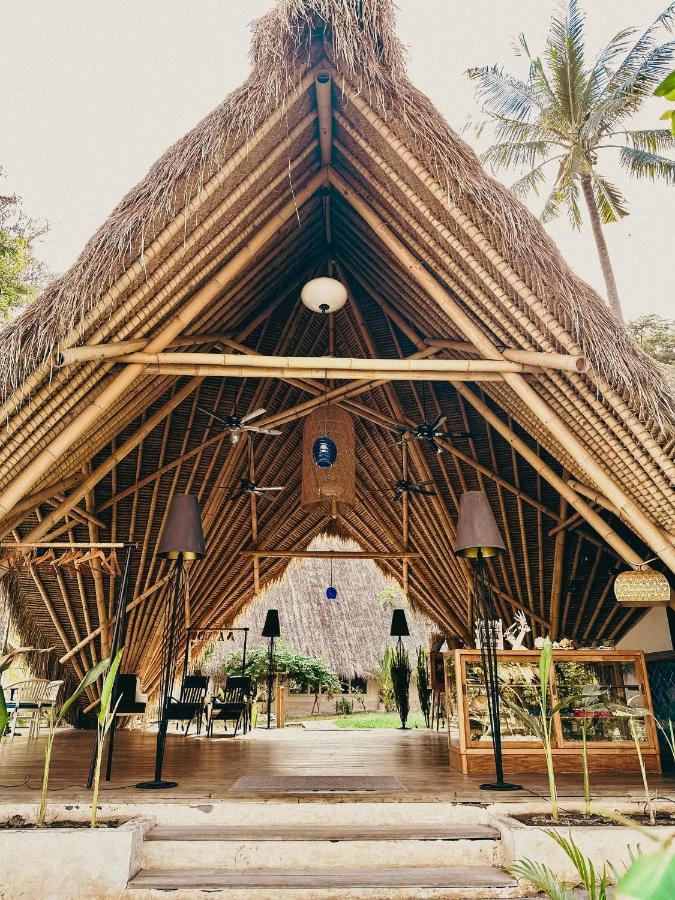 Vayam Boutique Resort Gili Asahan Extérieur photo